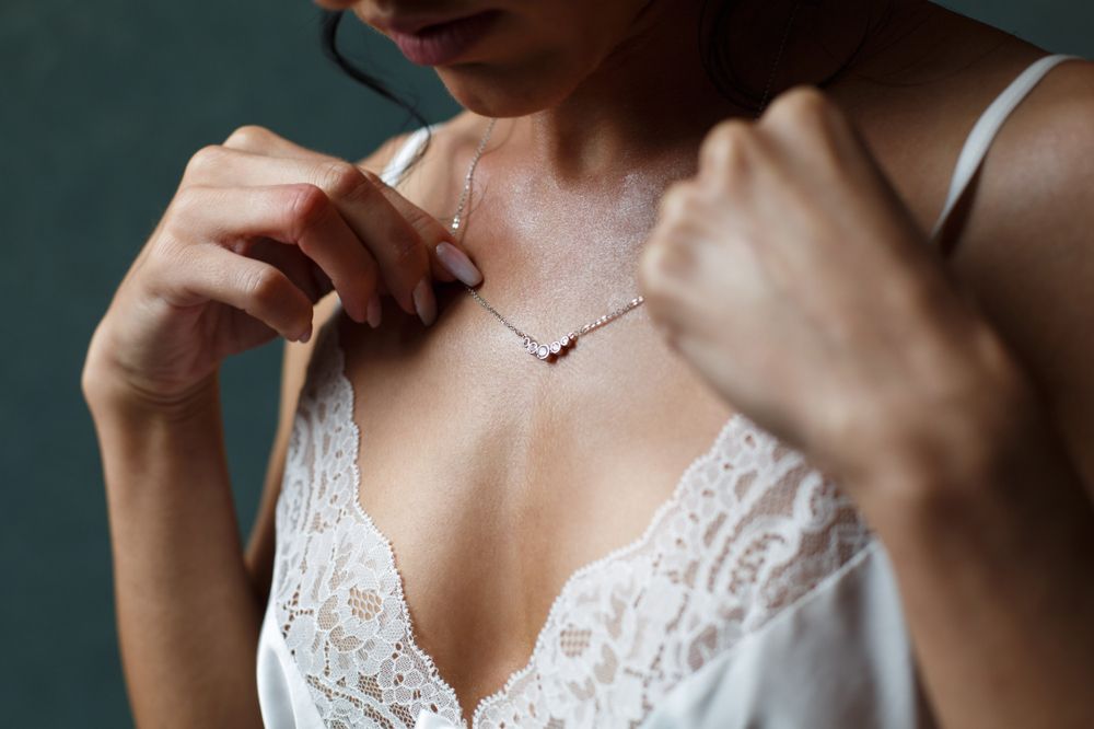 Sophisticated Women's Necklaces