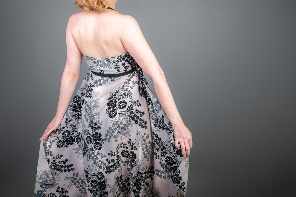 Empire Waist Dresses for Women: Comfort and Style 