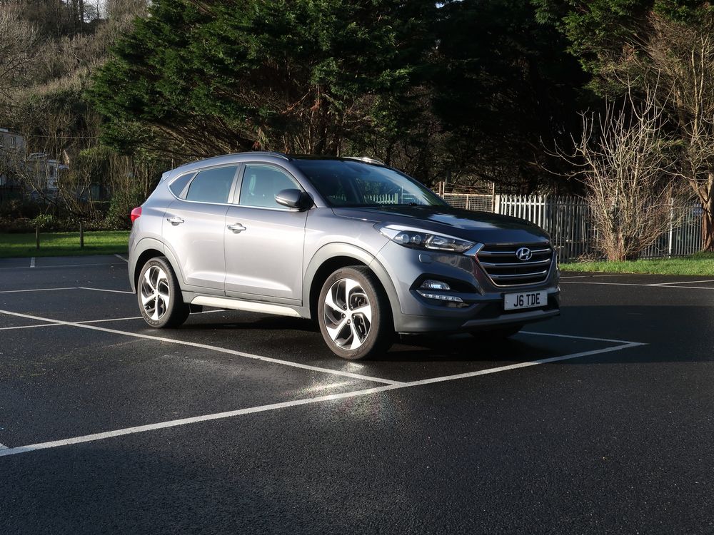 Exploring Bank-Owned Hyundai Tucson Premium SE