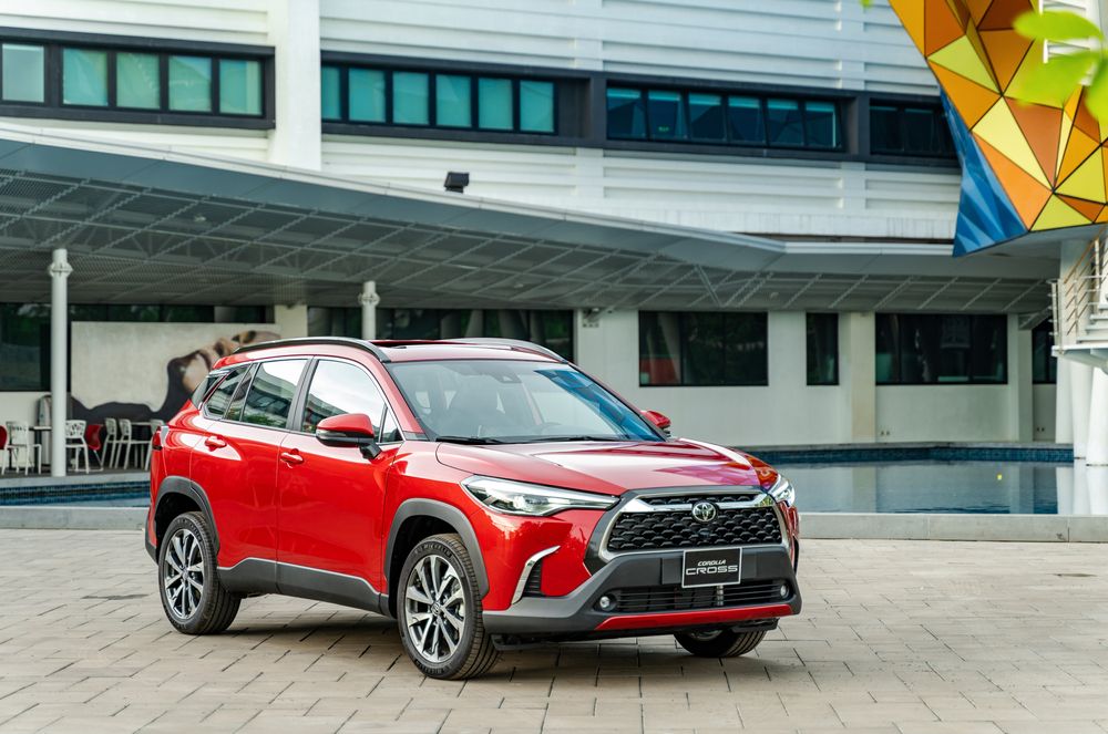 2026 Toyota Corolla Cross XLE: Elevate Your Daily Drive