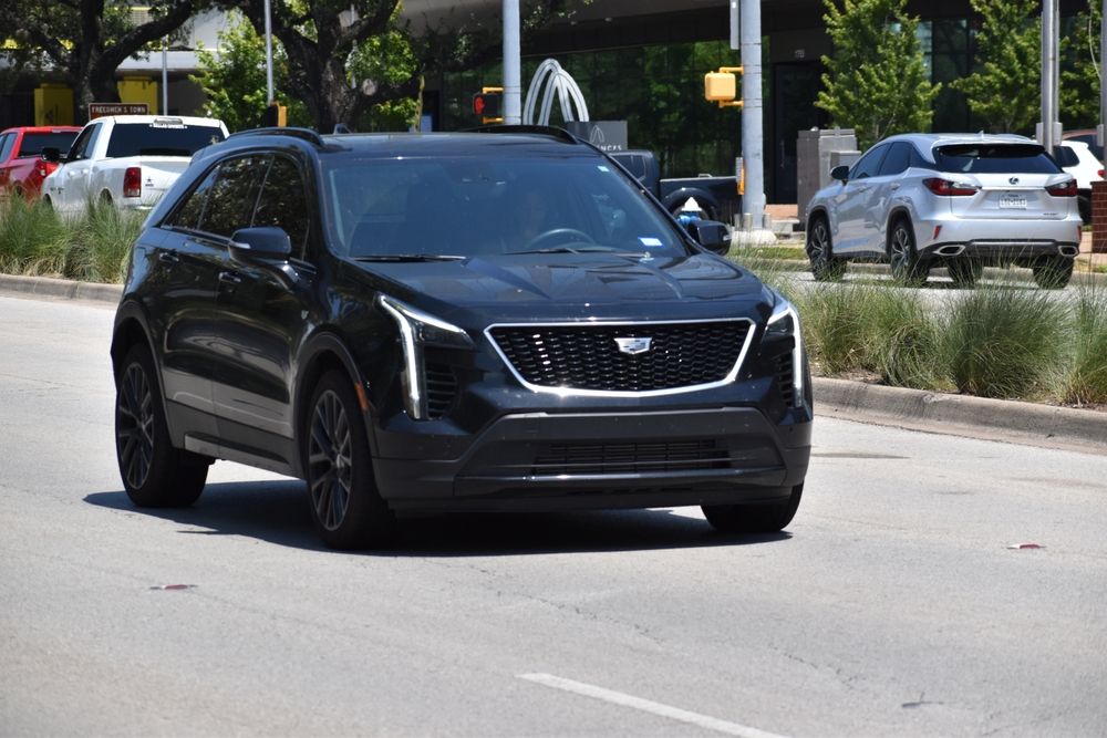 The 2025 Cadillac XT5: Where Luxury Meets Versatility 