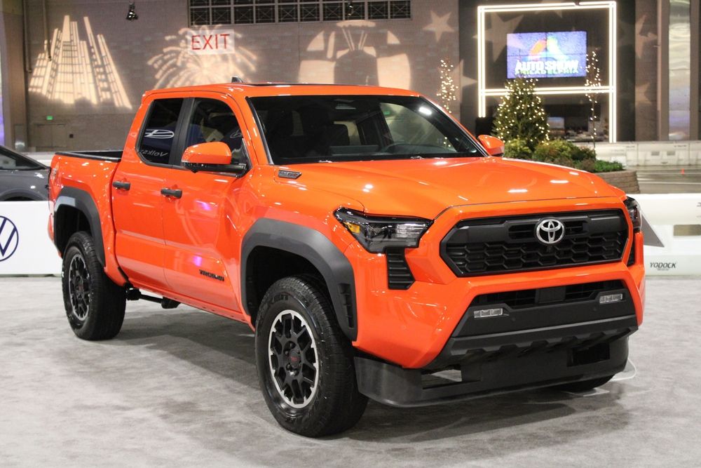 2025 Toyota Tacoma: Capable and Modern Midsize Pickup
