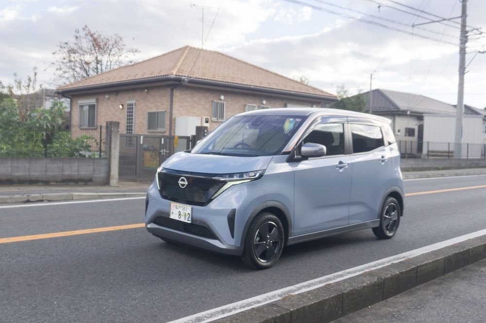 2025 Nissan Kei: Compact Smartness for Urban Living