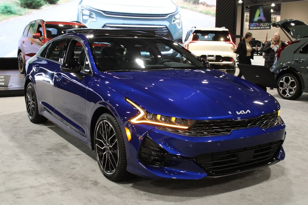 Introducing the 2025 Kia K5: Elevate Your Drive