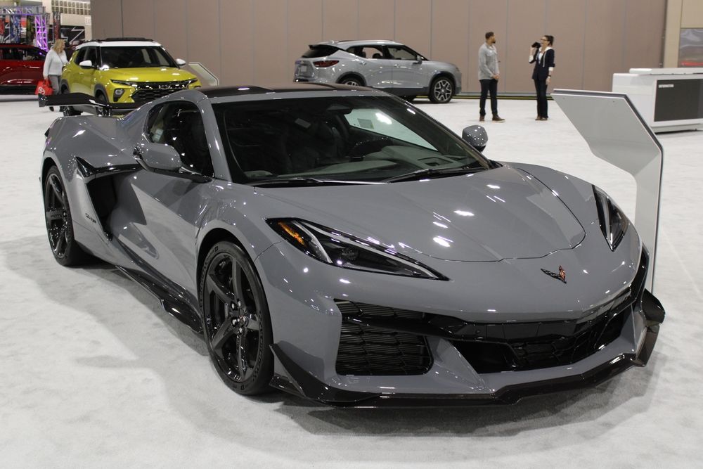 2025 Chevrolet Stingray: Iconic Design Meets Modern Performance