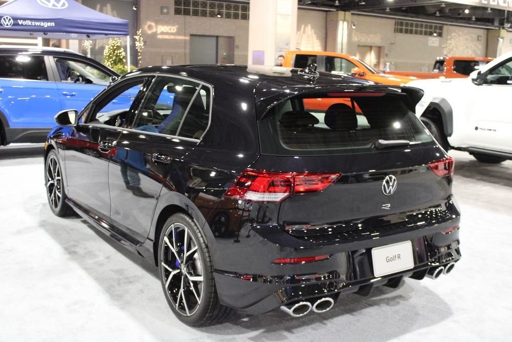 2026 Volkswagen Golf R: Track-Bred Precision, Everyday Mastery