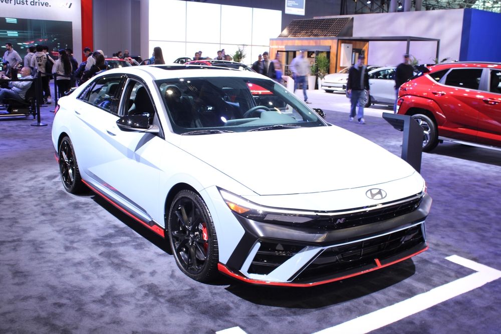 Hyundai Elantra Advances Compact Excellence for 2026