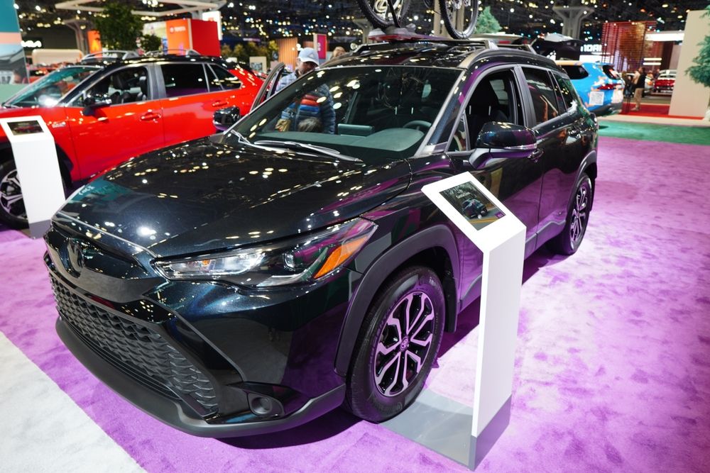 Introducing the 2026 Toyota Corolla Cross LE: Driving Future Efficiency