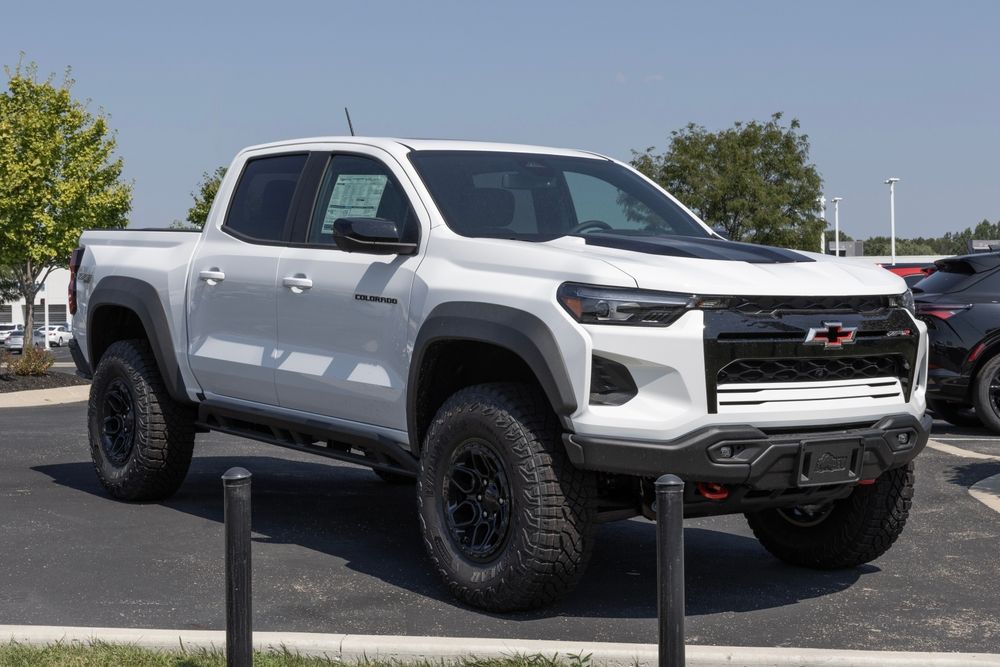 Chevrolet Colorado ZR2 Reinvents Off-Road Toughness for 2026
