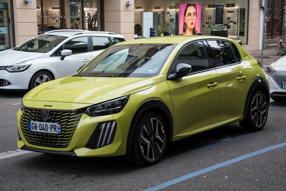 2026 Peugeot 208: Chic Design, Everyday Efficiency
