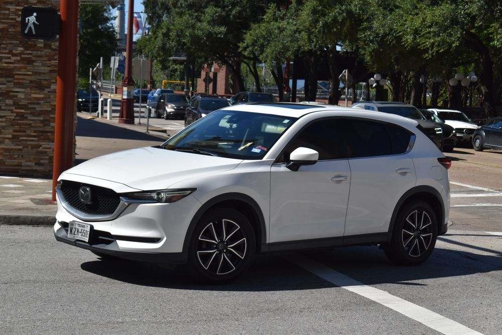 2025 CX-5: The Driver's Choice in Crossovers 