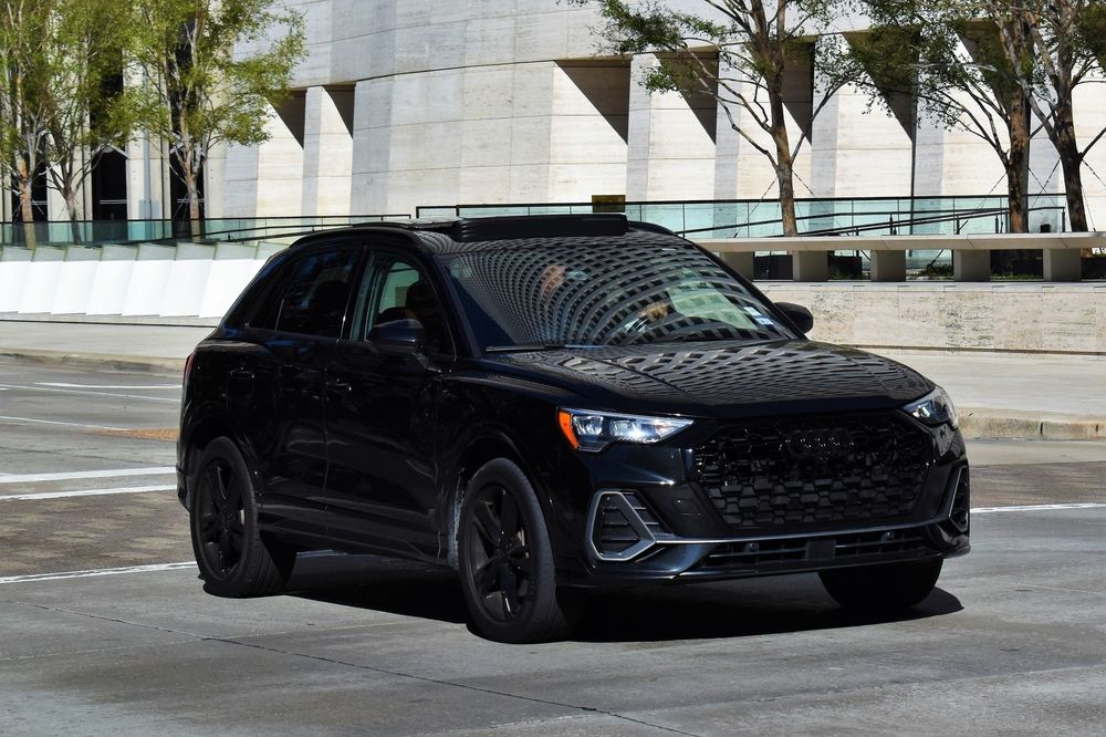 2025 Audi Q8 e-tron: Electrifying Luxury and Performance