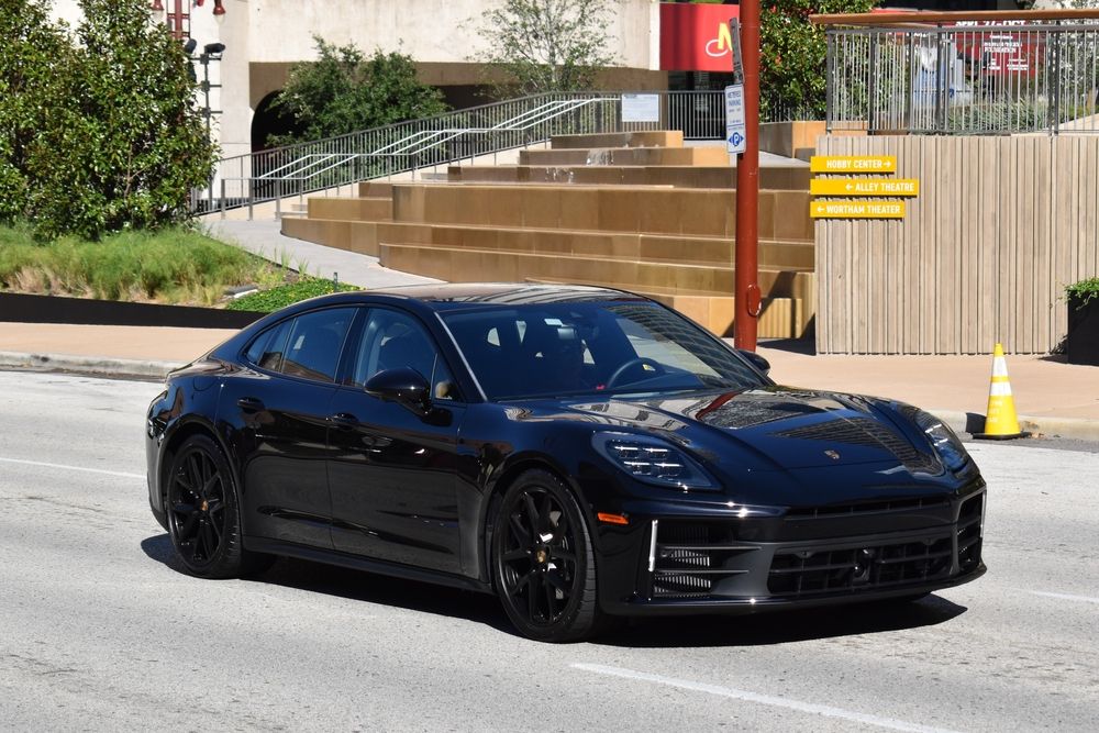 Introducing the 2025 Porsche Panamera: Luxury Meets Performance