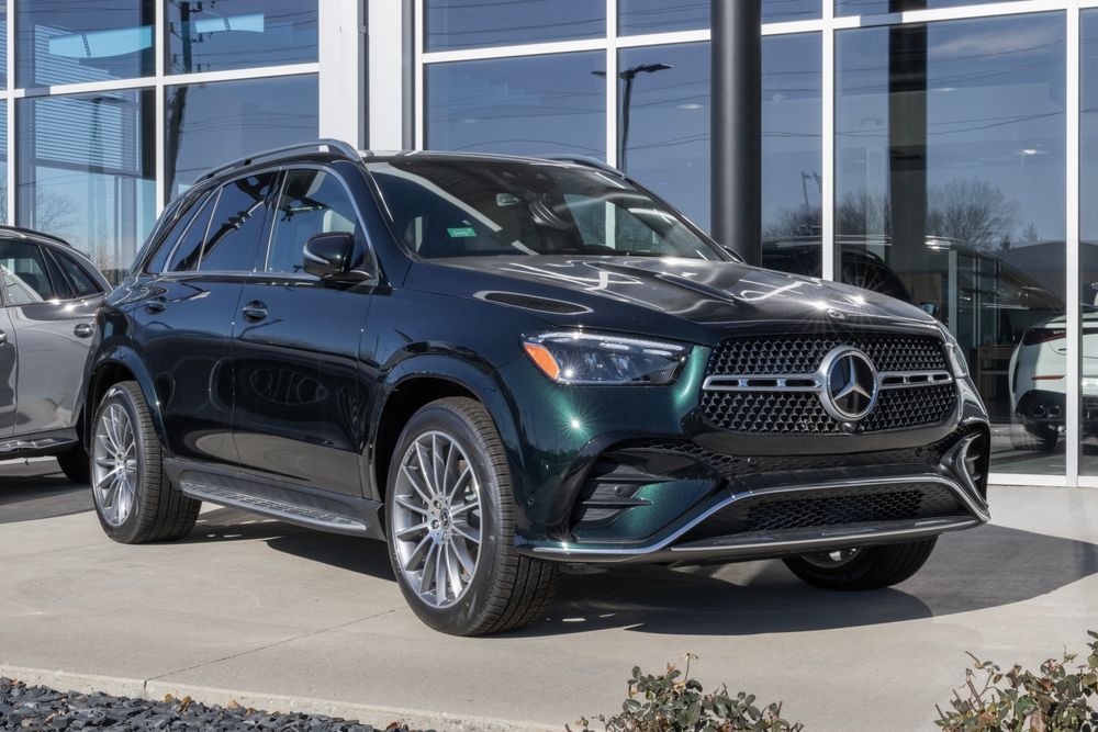 2025 Mercedes-Benz GLE PHEV: Luxury Meets Efficiency