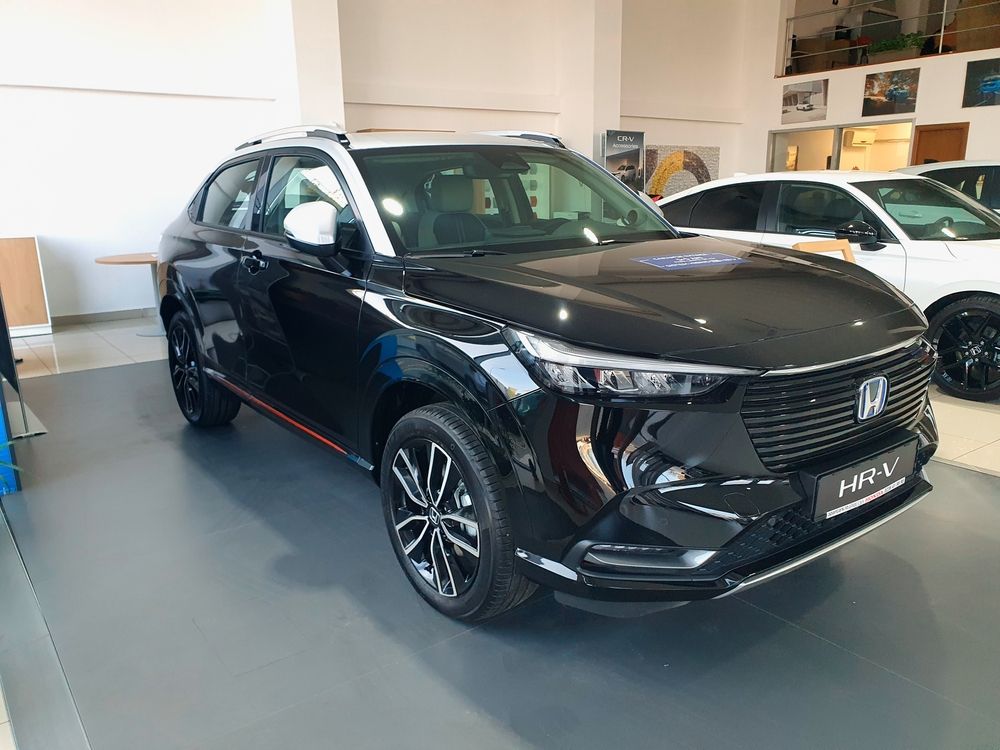 Top Compact and Sports Car Choices of 2025