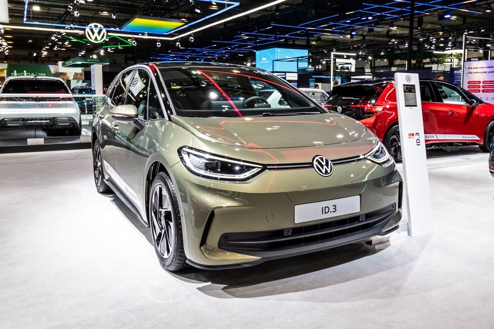 Introducing the 2025 VW ID.3: Embracing Electric Versatility
