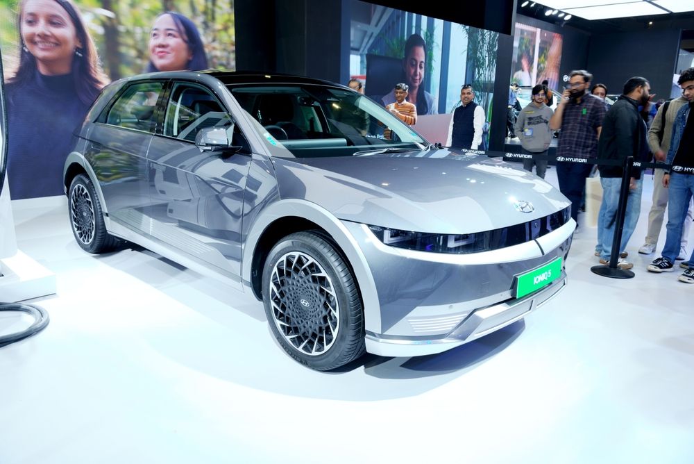 Top Electric and Hybrid Vehicle Choices of 2025