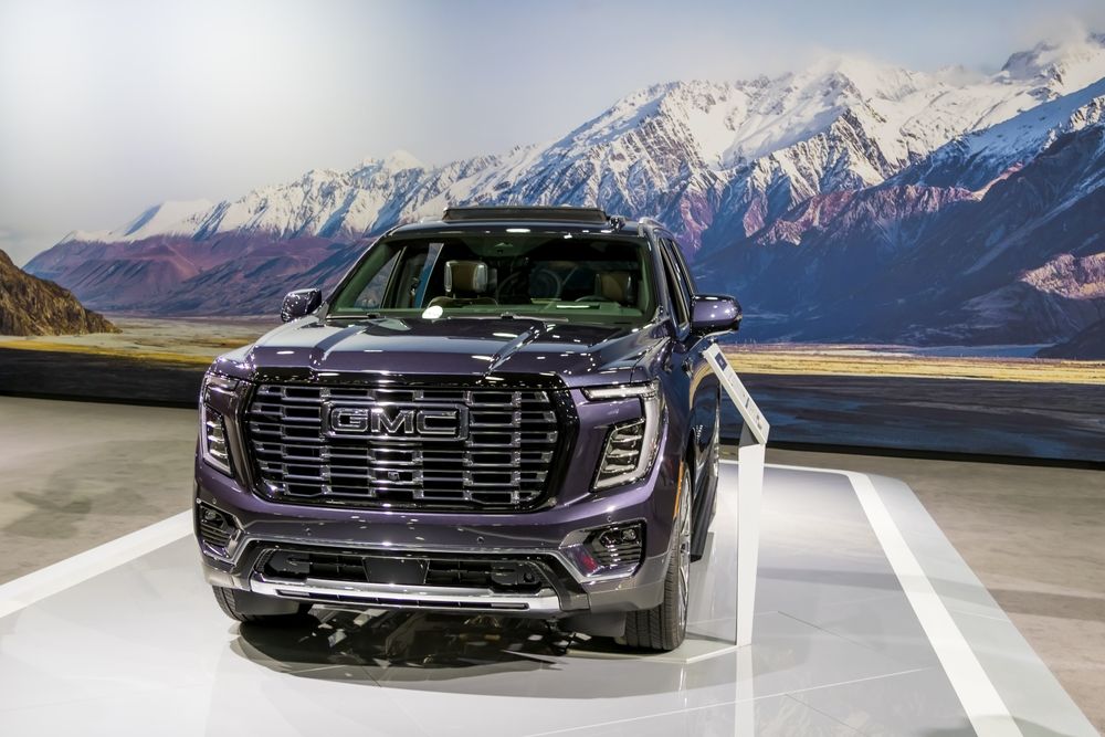 Introducing the 2025 GMC Acadia: Space and Innovation