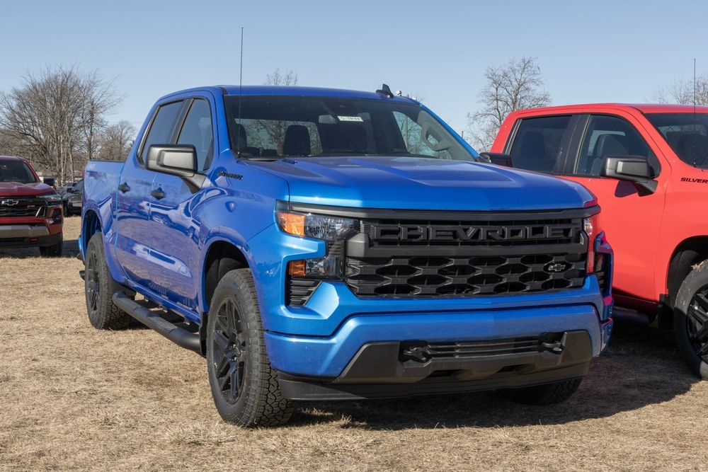 Introducing the 2025 Chevy Silverado 1500 Custom: Style and Strength