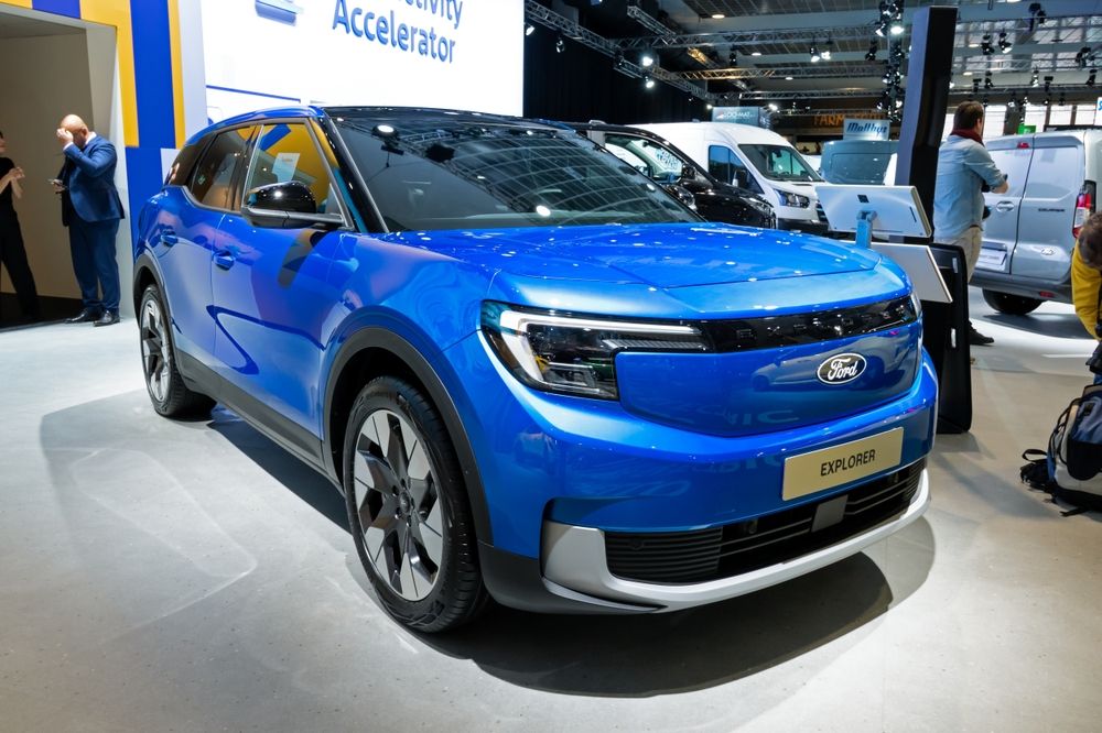 2026 Explorer ST: Family SUV with Performance DNA