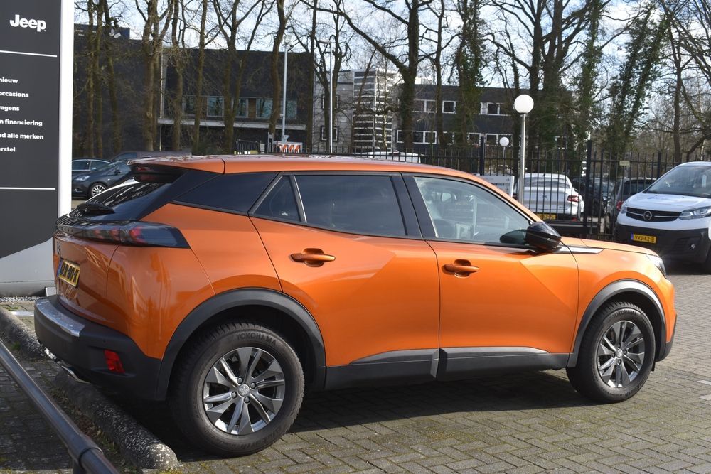 Introducing the 2025 Peugeot 2008: Stylish and Comfortable SUV