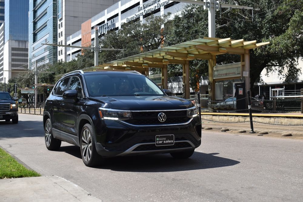 2026 Volkswagen Taos: Compact SUV Versatility with German Flair