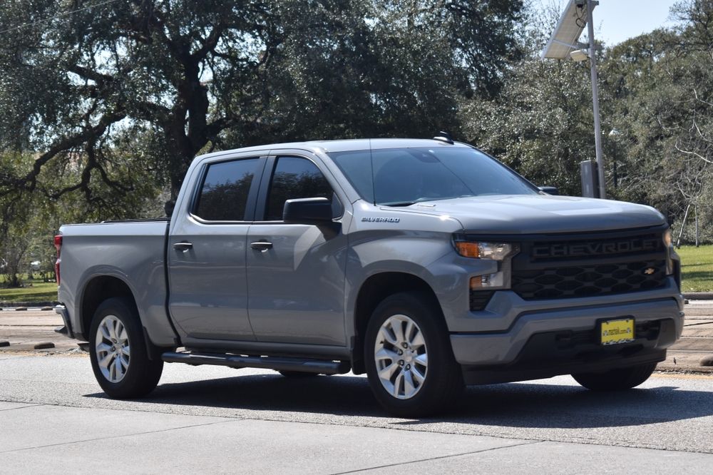 Chevrolet Silverado HD Defines Heavy-Duty Excellence for 2026