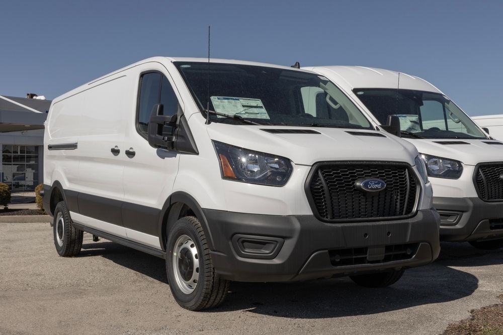 2025 Ford Transit: A Perfect Blend of Versatility and Utility