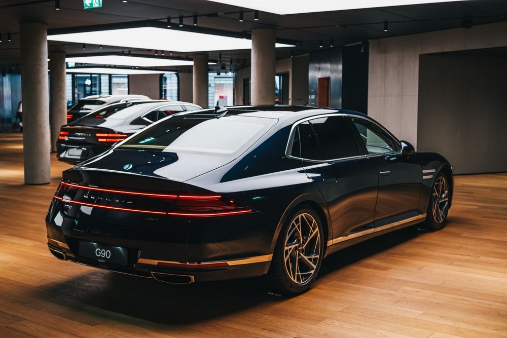 Introducing the 2025 Genesis G90 Long Wheel Base