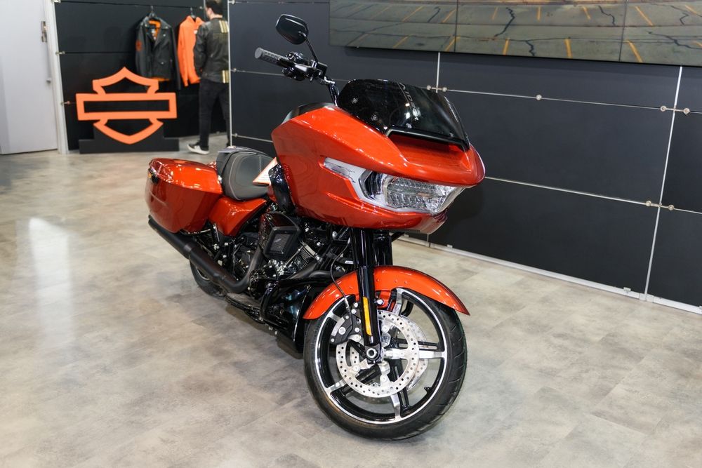 Introducing the 2025 Harley-Davidson Road Glide: A Ride Like No Other