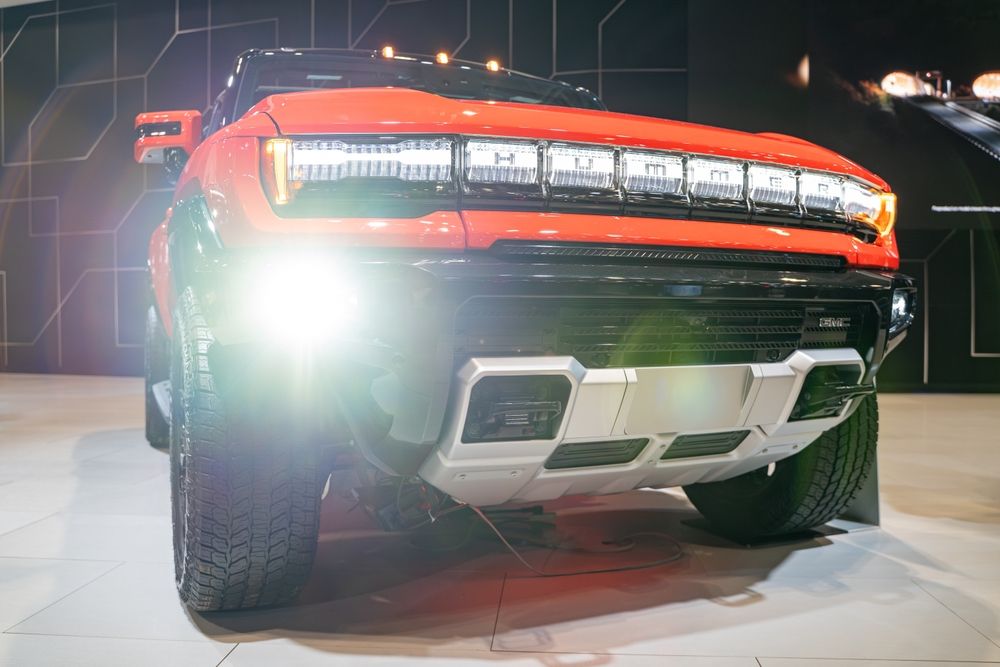 Introducing the 2025 Hummer EV SUV: Ruggedness Meets Innovation