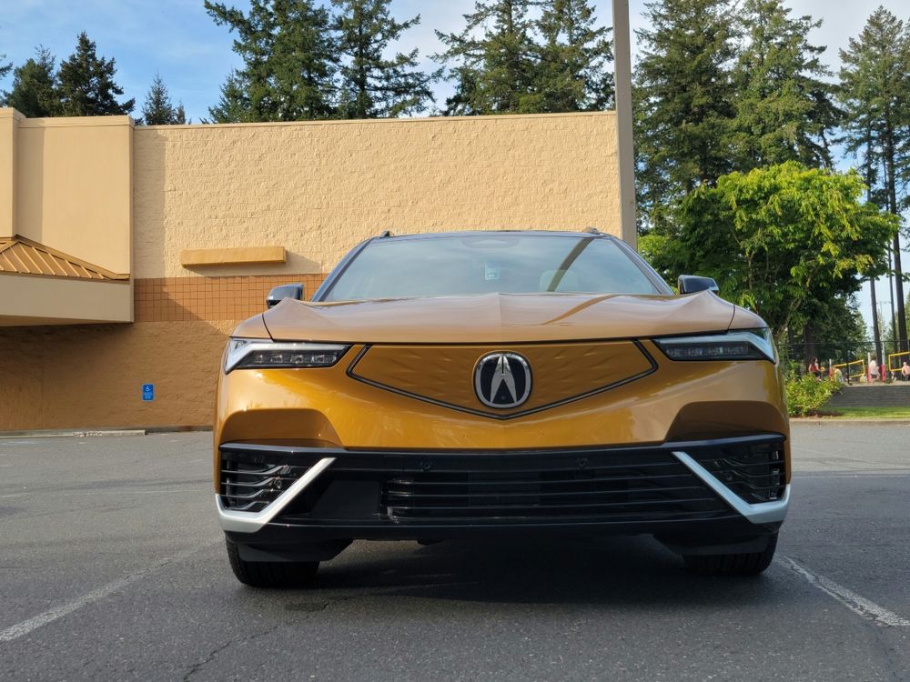 2025 Acura ZDX Ushers in the Future of Electric Luxury