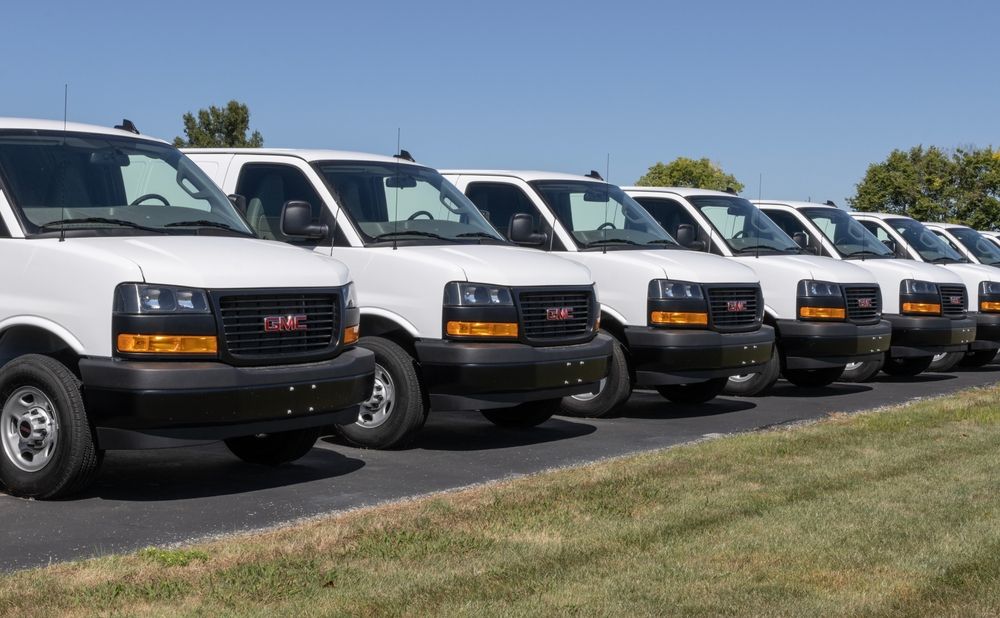 2026 GMC Savana Passenger: Dependable Space for Every Journey