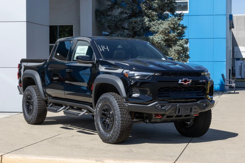 Introducing the 2027 Chevrolet Colorado: Versatile Midsize Power