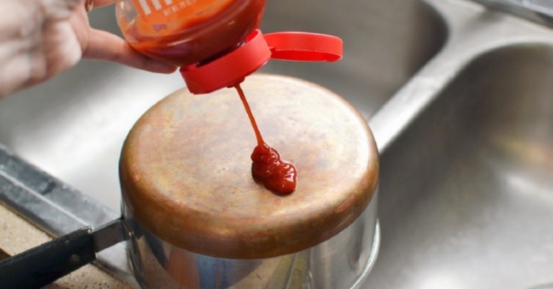 Clean Silverware With Ketchup | 