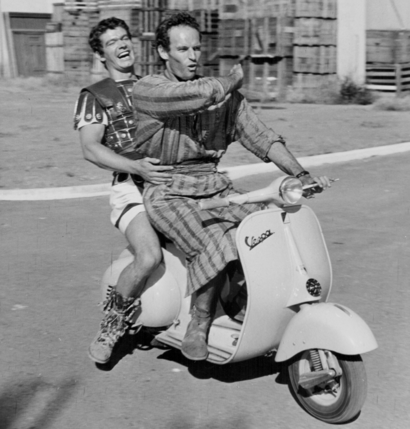 Vespa Smiles on Set | Getty Images Photo by Archive Photos