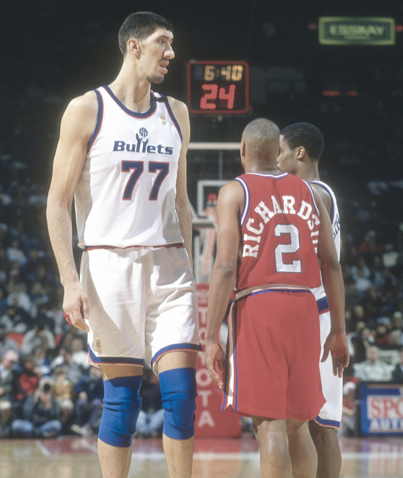 Gheorghe Muresan – 7’7″ | Getty Images Photo by Focus on Sport
