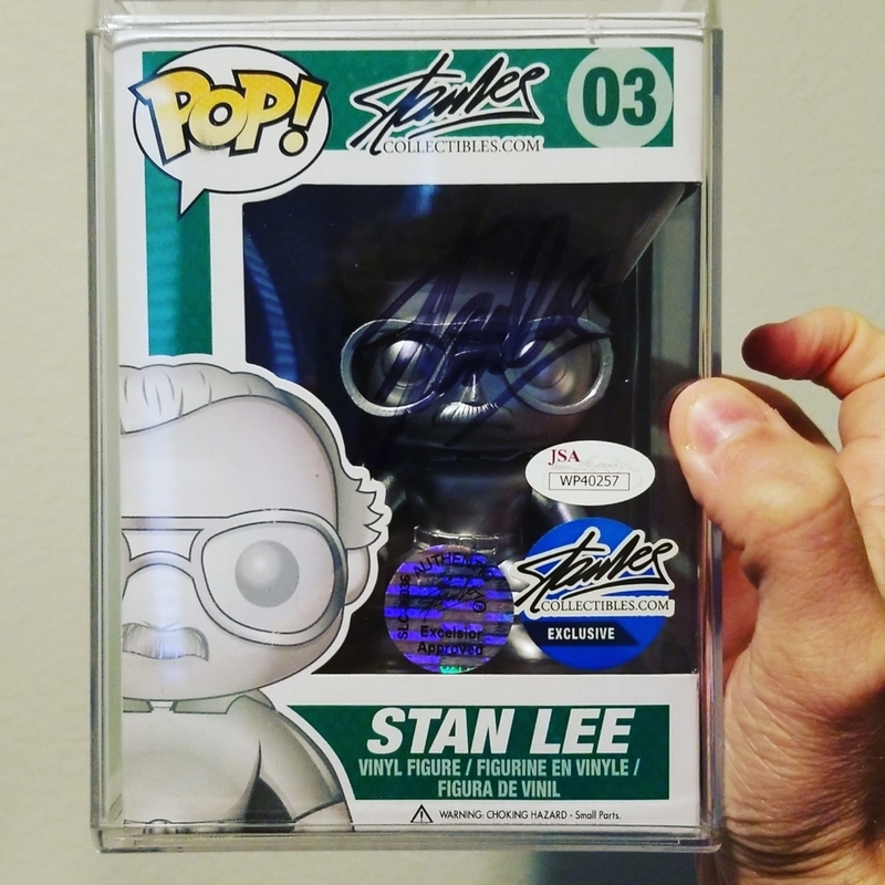 Signed Gold and Chrome Stan Lee - Metallic | Facebook/@greg.ha.583
