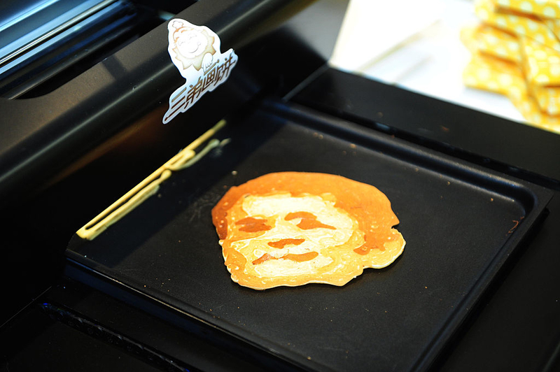 Pancake Bot by StoreBound ($299) | Getty Images Photo by Visual China Group