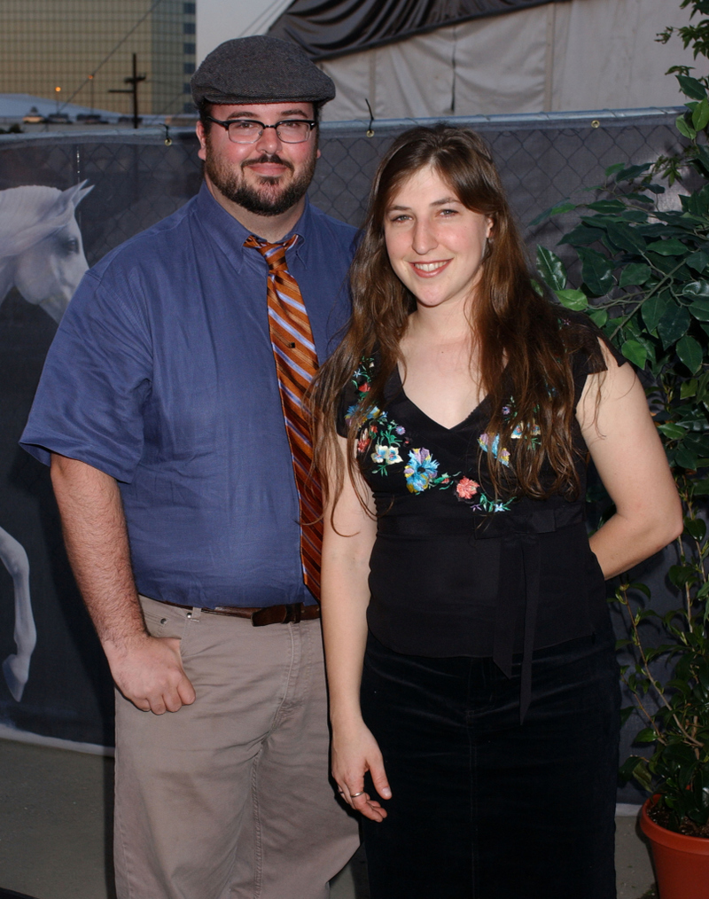 Mayim Bialik and Michael Stone | Getty Images Photo by Gregg DeGuire/WireImage for BWR Public Relations
