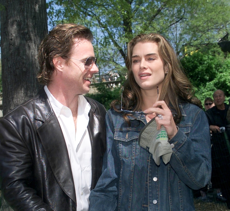 Brooke Shields y Chris Henchy | Getty Images Photo by Evan Agostini