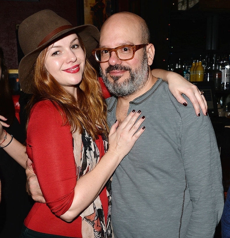 Amber Tamblyn y David Cross | Getty Images Photo by Andrew H. Walker