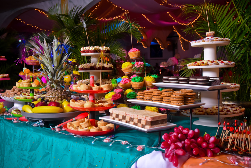 Dessert Tables | Alamy Stock Photo
