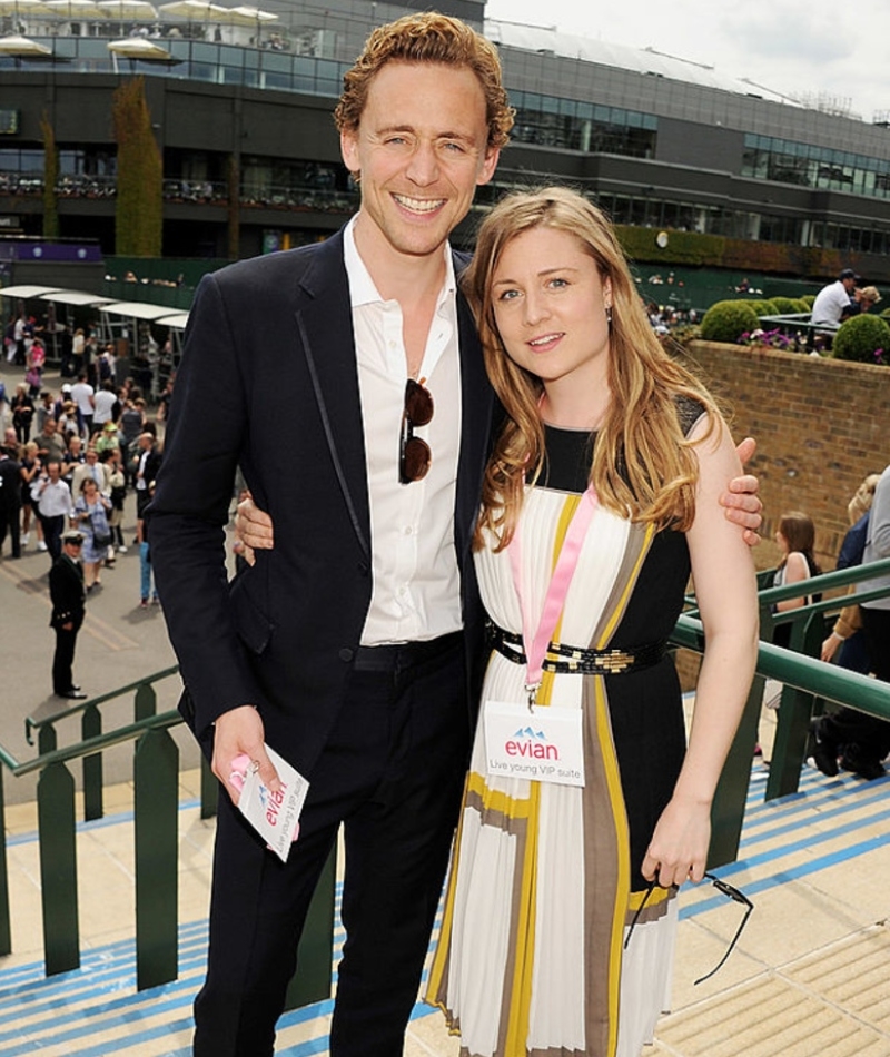 Tom Hiddleston con su hermana menor Emma | Getty Images Photo by Dave M. Benett