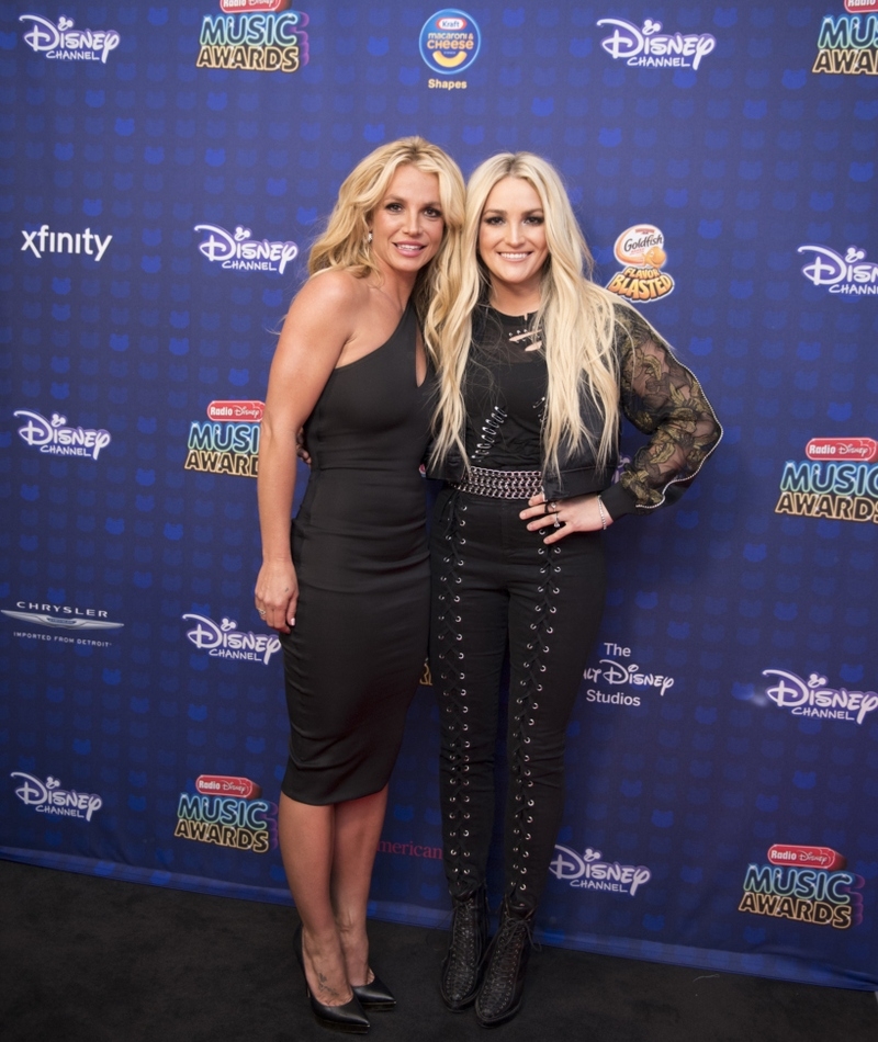 Britney Spears con su hermana Jamie Lynn | Getty Images Photo by Image Group LA/Disney Channel