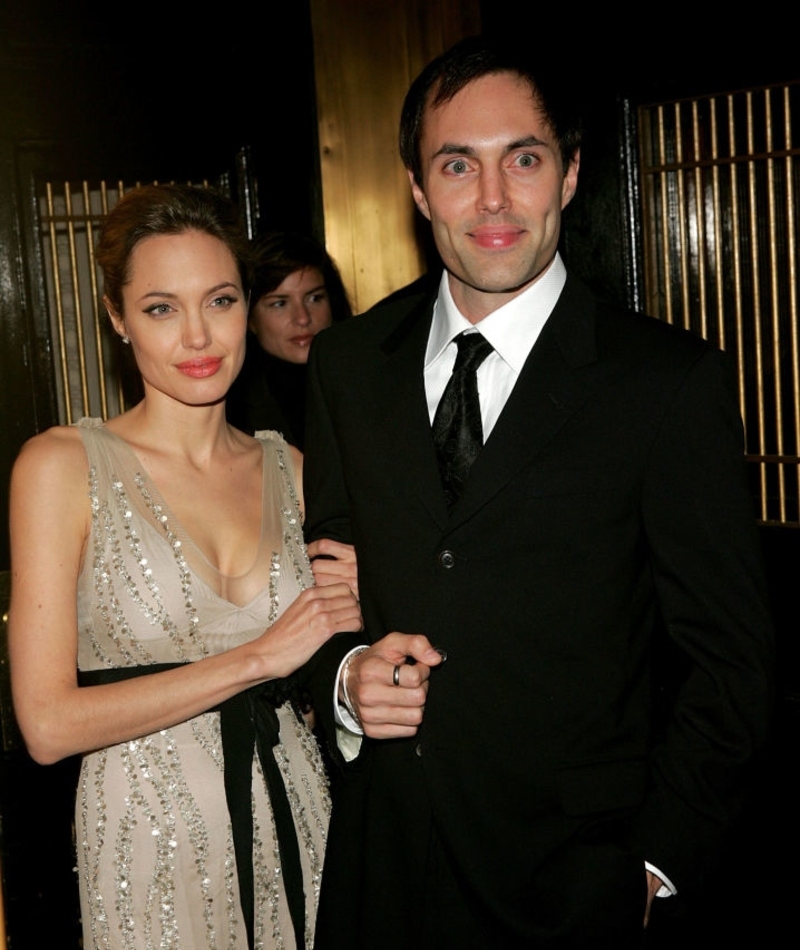 Angelina Jolie con su hermano James Haven | Getty Images Photo by Paul Hawthorne