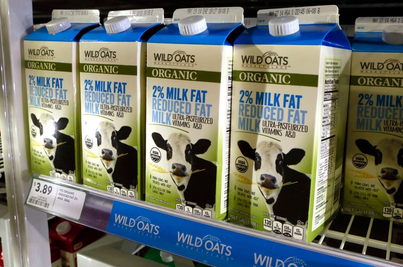 Skip Organic Milk | Alamy Stock Photo