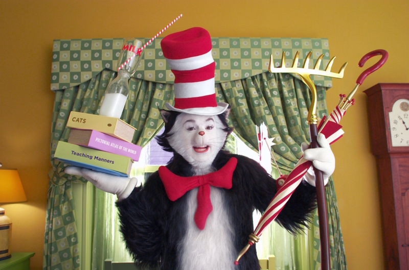 Mike Myers as The Cat in the Hat in Dr. Seuss' The Cat in the Hat | MovieStillsDB