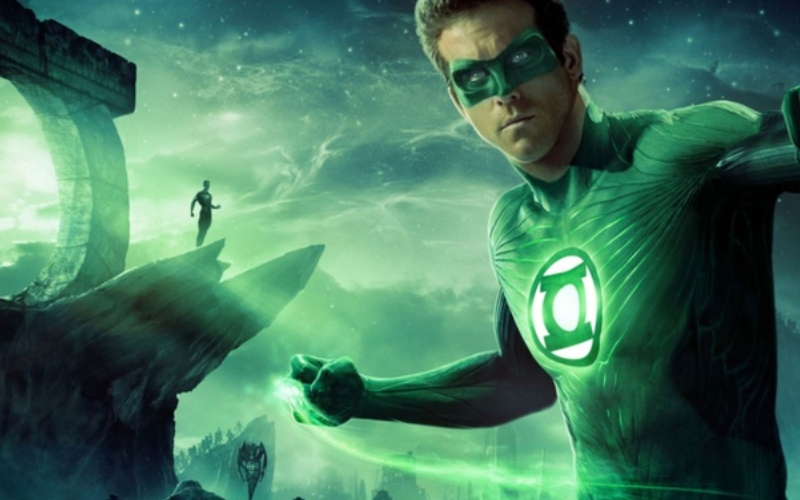 Ryan Reynolds as Hal Jordan in Green Lantern | Alamy Stock Photo by Pictorial Press Ltd