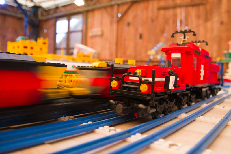 Trenes de Lego | Alamy Stock Photo by CFimages